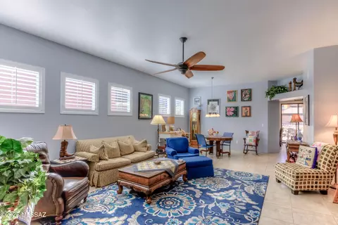 Living - 178 E Sycamore View Rd, Vail, AZ 85641 photo 1 of 3