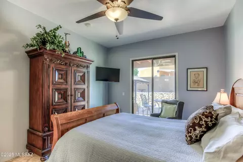 Bedroom - 178 E Sycamore View Rd, Vail, AZ 85641 photo 3 of 4