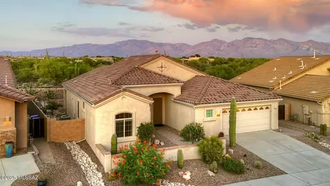 12560 N Sunrise Shadow Dr, Marana, AZ 85658