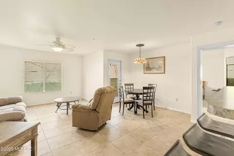 5751 N Kolb Rd #18103, Tucson, AZ 85750