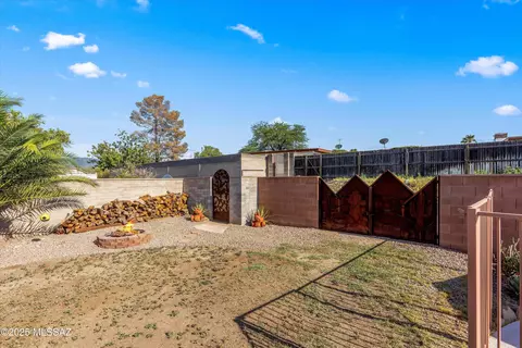 Exterior - 9030 E 3rd St, Tucson, AZ 85710 photo 3 of 8