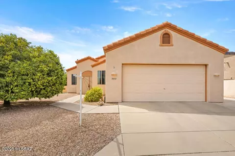 2652 S Falcon View Dr, Tucson, AZ 85713