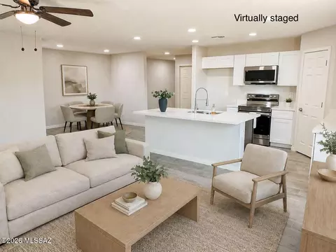 15438 S Overfield Rd, Arizona City, AZ 85123