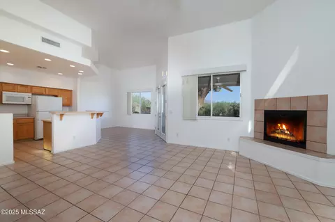 8740 N Johnny Miller Dr, Tucson, AZ 85742
