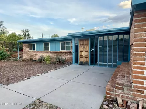 5450 E 6th St, Tucson, AZ 85711