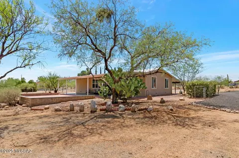 15365 N Twin Lakes Dr, Tucson, AZ 85739