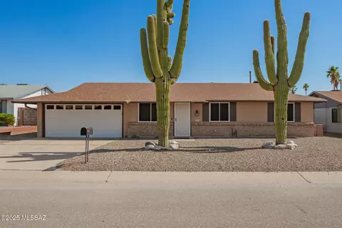 4549 W Annabelle St, Tucson, AZ 85741