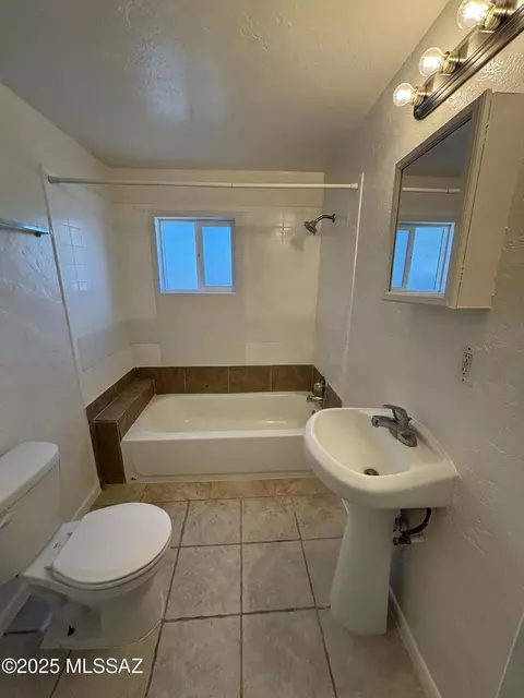 1145 E 28th St, Tucson, AZ 85713 photo 7