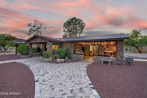 79520 E Putnam St, Winkelman, AZ 85192