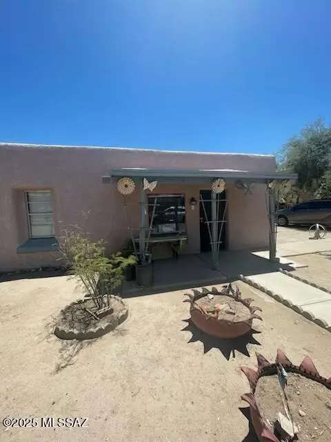 1416 N El Rio Dr, Tucson, AZ 85745