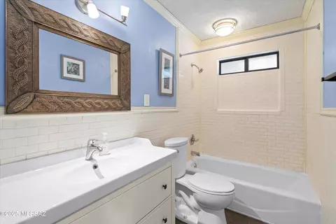 Bath - 2801 E Beverly Dr, Tucson, AZ 85716 photo 1 of 1
