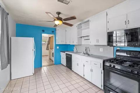 Kitchen - 2801 E Beverly Dr, Tucson, AZ 85716 photo 1 of 3