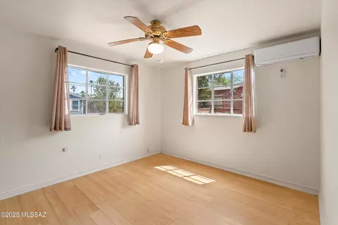 Bedroom - 2801 E Beverly Dr, Tucson, AZ 85716 photo 3 of 4
