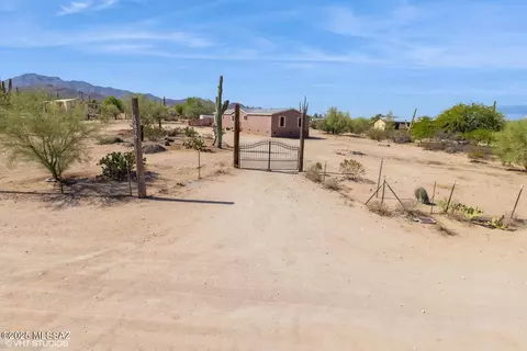 10875 W Orange Grove Rd, Tucson, AZ 85743