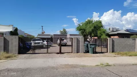447 E 35th St, Tucson, AZ 85713