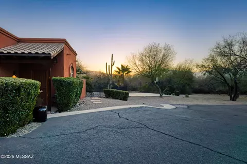 Exterior - 9581 E Snyder Rd, Tucson, AZ 85749 photo 1 of 14
