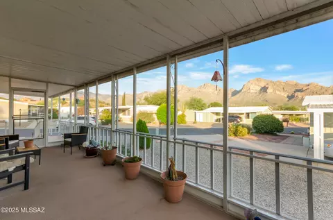 10709 N Kilimanjaro Ave, Oro Valley, AZ 85737