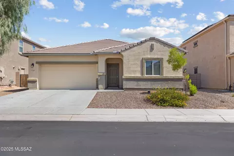 9104 W Blue Saguaro St, Marana, AZ 85653