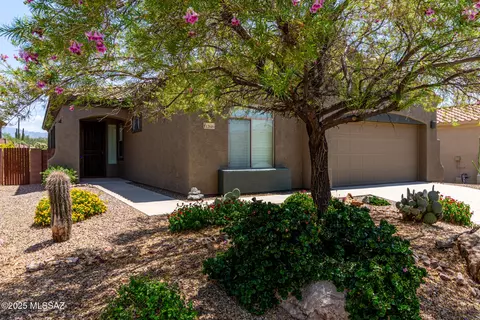 12616 N New Reflection Dr, Marana, AZ 85658