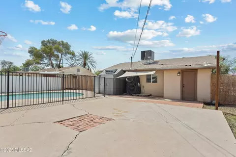 Exterior - 3125 E 26th St, Tucson, AZ 85713 photo 1 of 3