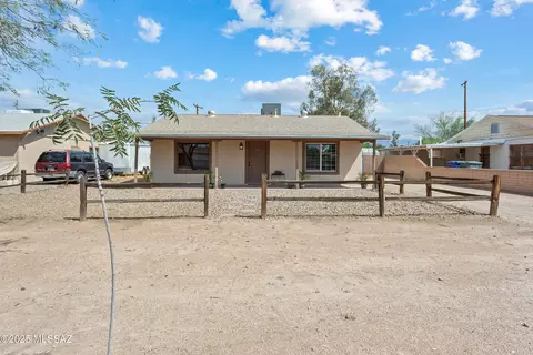 3125 E 26th St, Tucson, AZ 85713