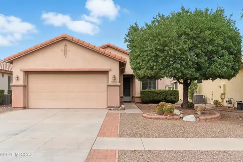 7940 W Blue Heron Way, Tucson, AZ 85743