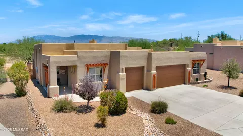 2466 N Wrens Nest Pl, Tucson, AZ 85715