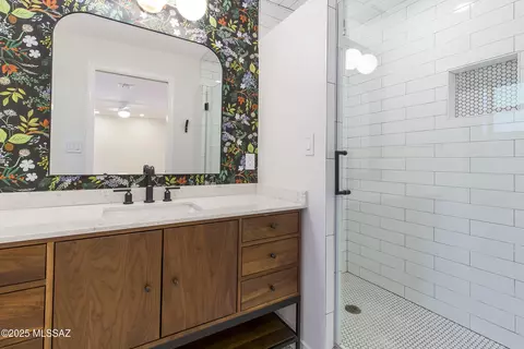 Bath - 2735 E 10th St, Tucson, AZ 85716 photo 2 of 4