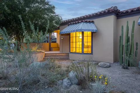 Exterior - 2735 E 10th St, Tucson, AZ 85716 photo 2 of 7