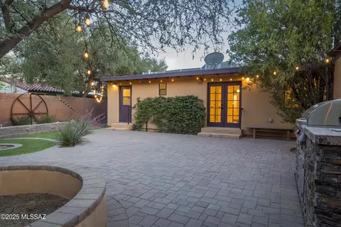 Exterior - 2735 E 10th St, Tucson, AZ 85716 photo 5 of 7