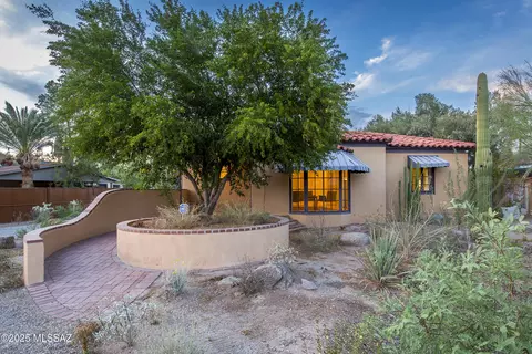 Exterior - 2735 E 10th St, Tucson, AZ 85716 photo 7 of 7