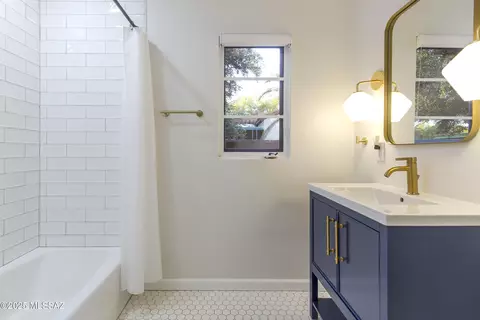 Bath - 2735 E 10th St, Tucson, AZ 85716 photo 3 of 4