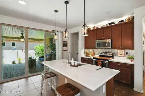 Kitchen - 14000 E Britzka St, Vail, AZ 85641 photo 2 of 4
