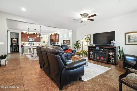 Other - 14000 E Britzka St, Vail, AZ 85641 photo 2 of 12