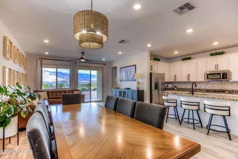 7965 S Bonanza Park Dr, Tucson, AZ 85747