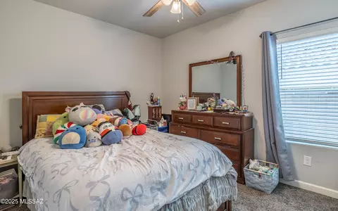 Bedroom - 454 W Grantham St, Vail, AZ 85641 photo 6 of 7