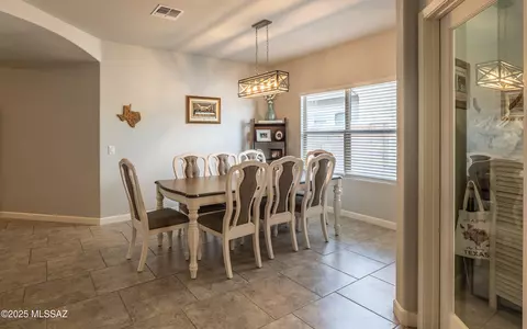 Dining - 454 W Grantham St, Vail, AZ 85641 photo 4 of 4