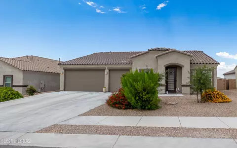 454 W Grantham St, Vail, AZ 85641