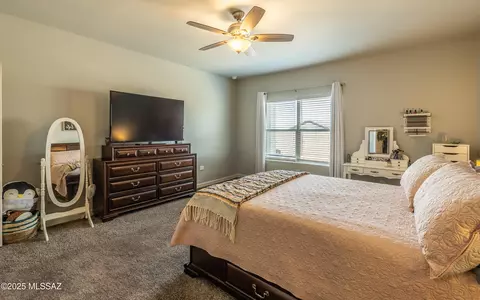 Bedroom - 454 W Grantham St, Vail, AZ 85641 photo 3 of 7
