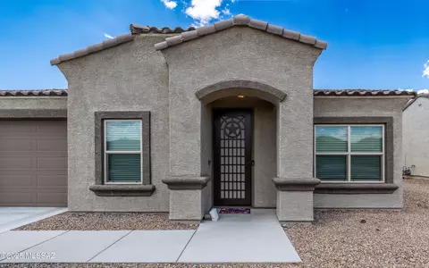 Other - 454 W Grantham St, Vail, AZ 85641 photo 1 of 12