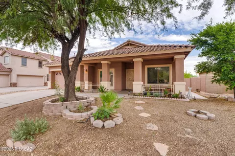 7519 N Bradstreet Dr, Tucson, AZ 85743