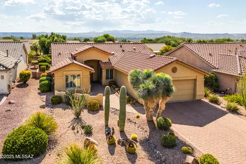 1864 E Mourning Dove Ct, Green Valley, AZ 85614
