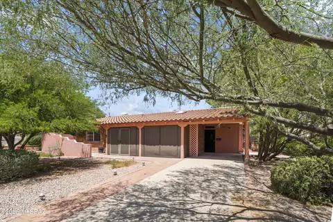 176 E Los Arcos, Green Valley, AZ 85614