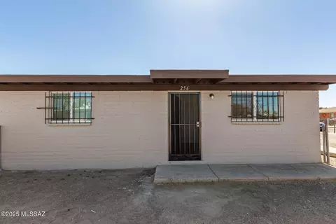 256-262 N Melwood Ave, Tucson, AZ 85745