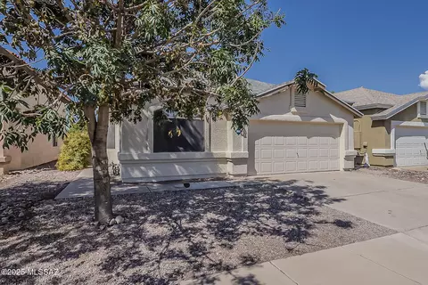 10001 E Via Del Pasto, Tucson, AZ 85747