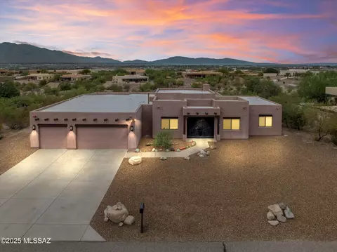 5498 N Desert Wood Pl, Tucson, AZ 85745
