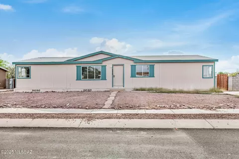5376 S Brush Berry Dr, Tucson, AZ 85757
