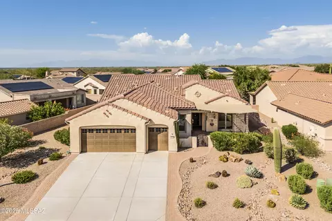 1979 E Orinda Ln, Green Valley, AZ 85614