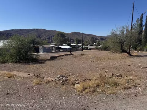 140 Outer Loop, Clifton, AZ 85533 photo 2