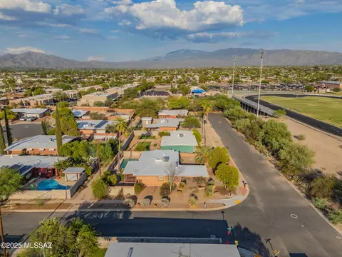 8501 E 5th St, Tucson, AZ 85710 photo 8